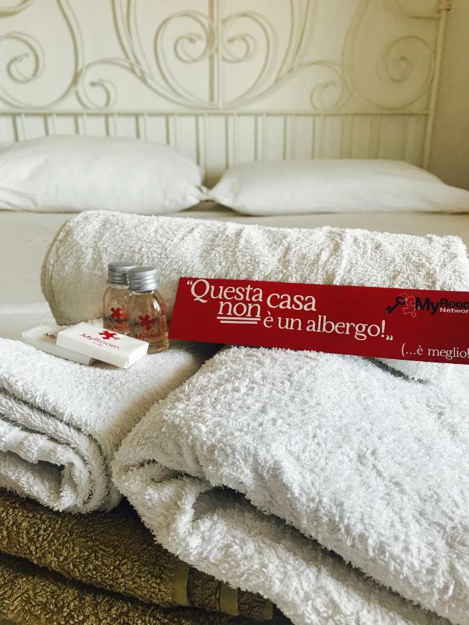 MyRoom Guest House Bergamo Eksteriør billede